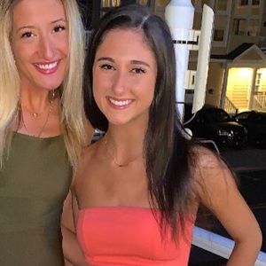 Meet your Posher, Paige